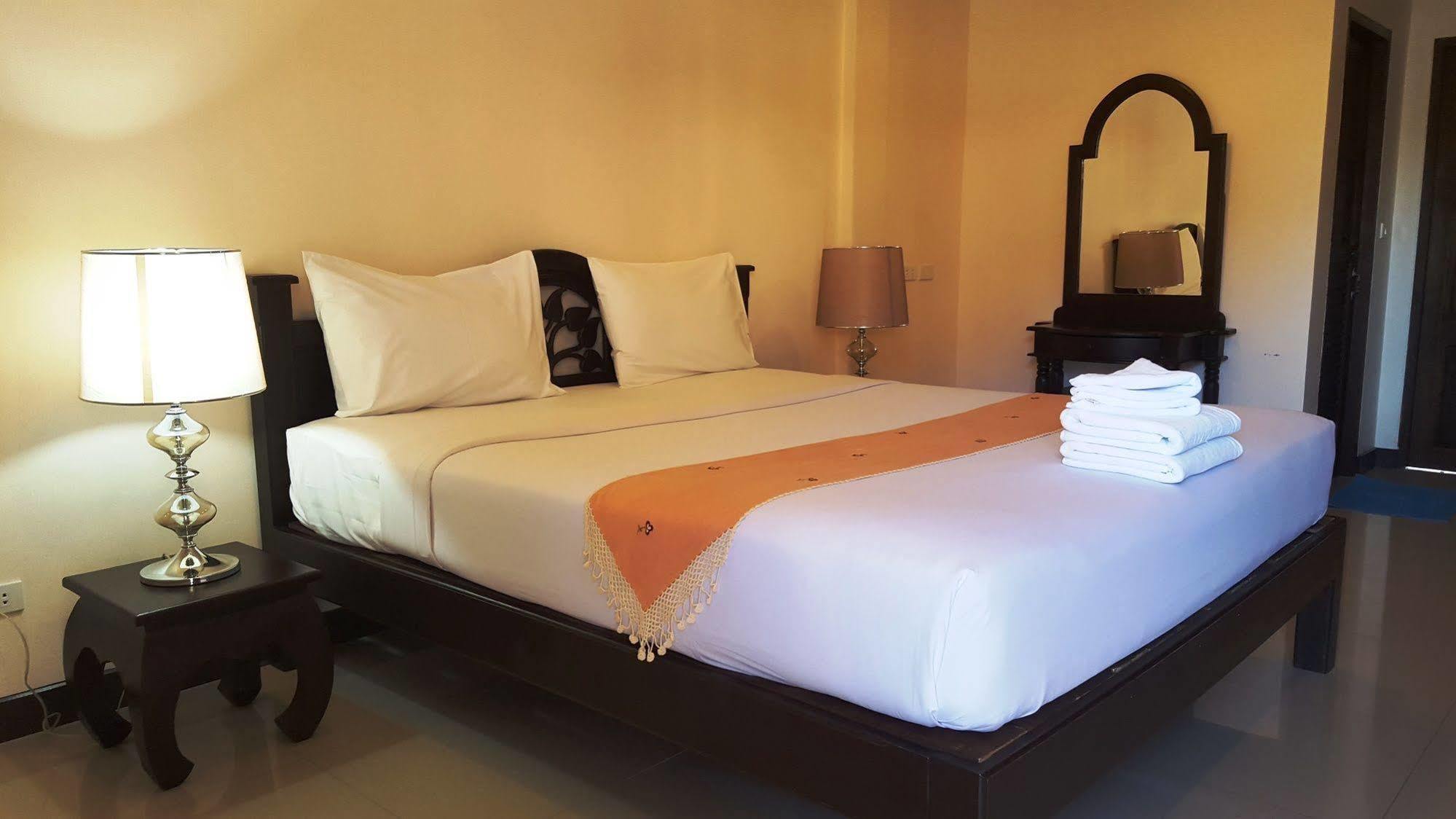 Panupong Hotel Strand von Chaweng Exterior foto